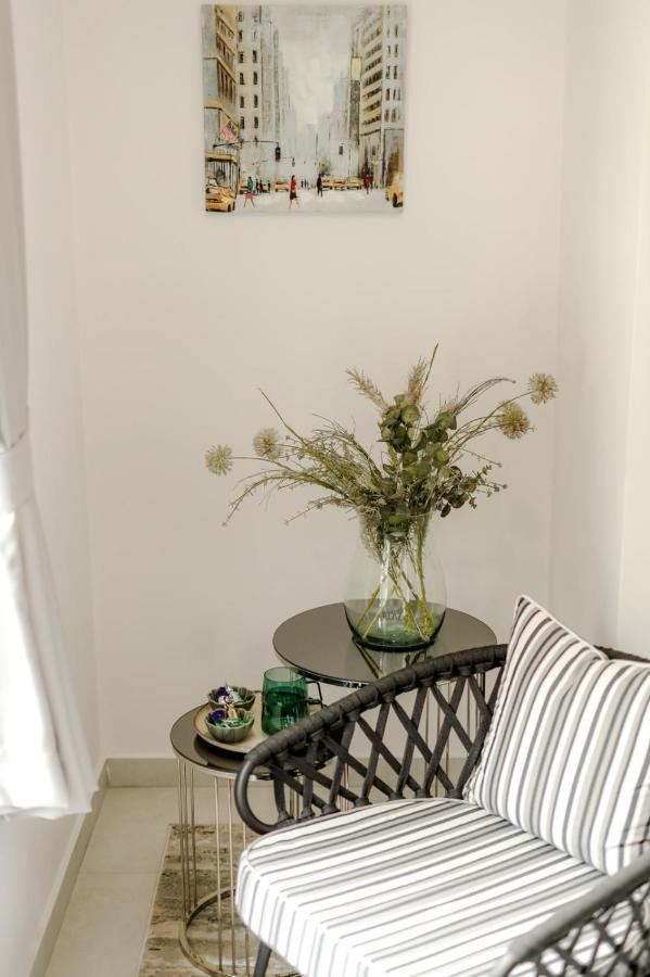 Fontana Apartmani Free Parking トゥズラ エクステリア 写真